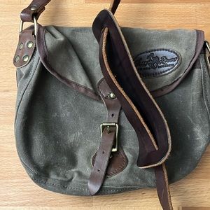 Frost River Shell Bag Medium